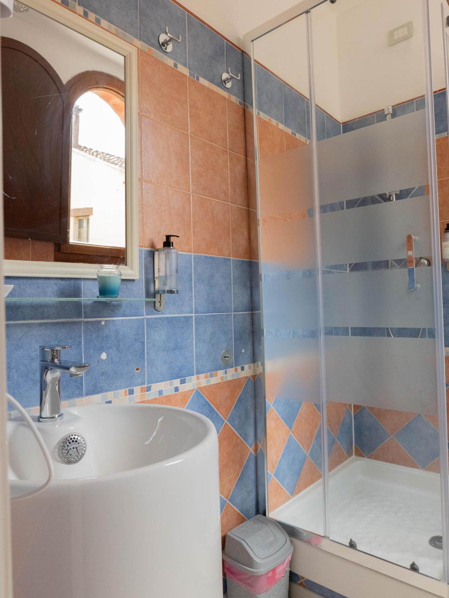Domu Elvira Hotel Muravera Luaran gambar